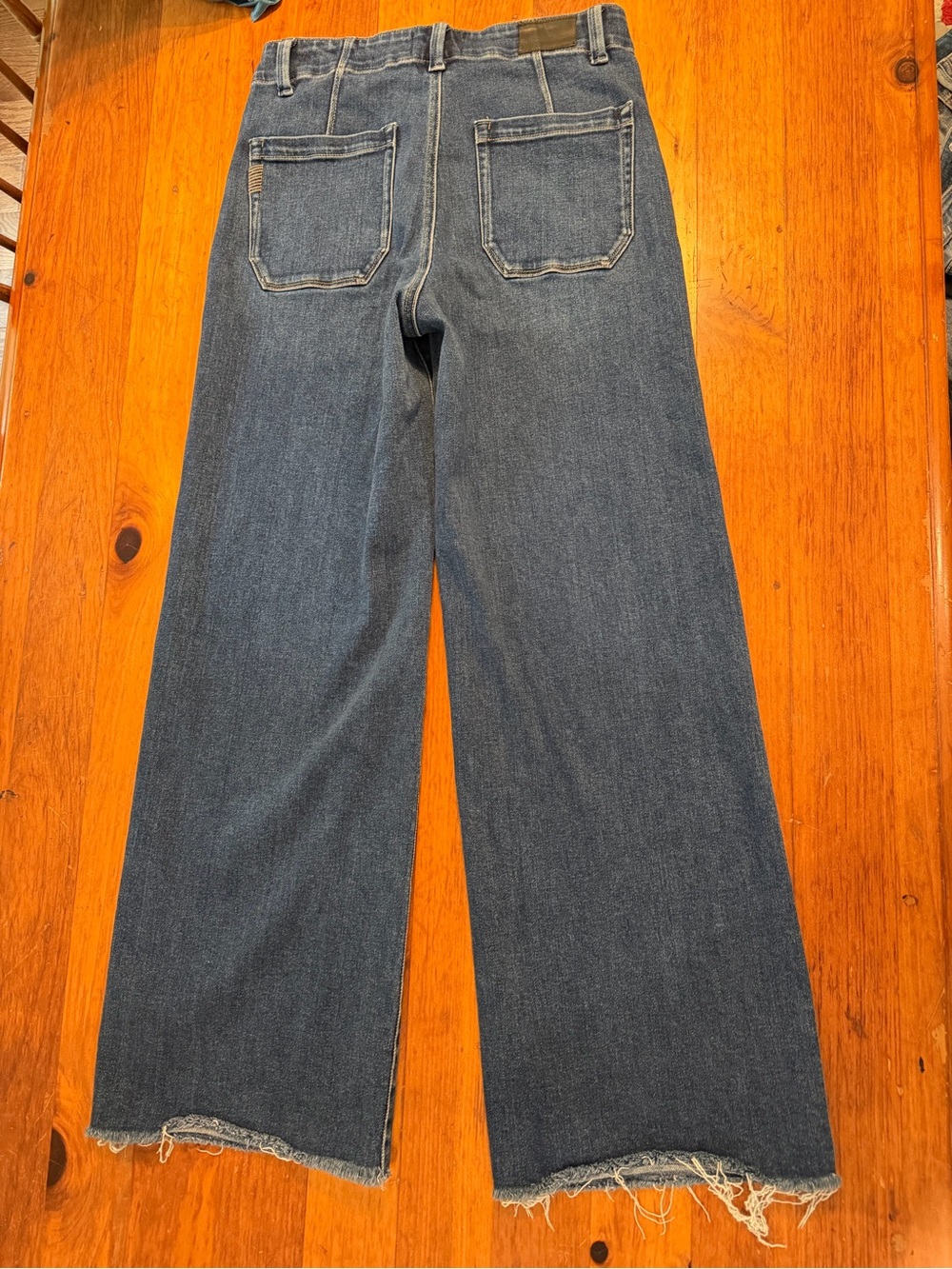 PAIGE Anessa Wide Leg Jeans - Picture 4 of 9